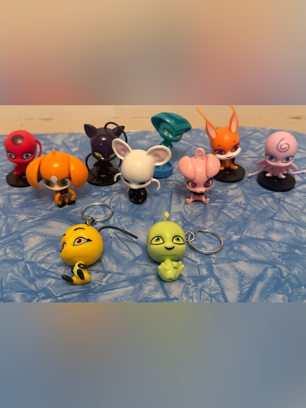 Miraculous Lady Bug and Cat Noir Mini Figures